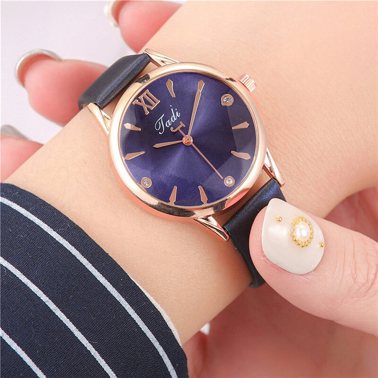 Fashion Elegant Women Watches Leather Band Geometric Design Roman Numeral Quartz Watch
